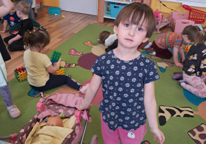 "Zabawy dowolne" w naszej sali...