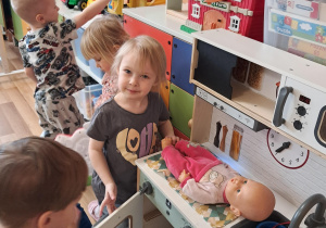 "Zabawy dowolne" w naszej sali...