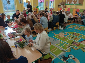 Zajęcia z rodzicami - palmy wielkanocne.