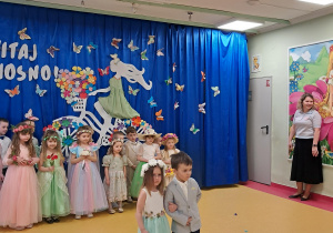 Powitanie wiosny i wybory "Calineczki"