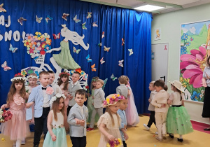 Powitanie wiosny i wybory "Calineczki"