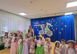 Powitanie wiosny i wybory "Calineczki"