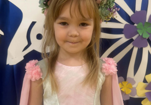 Julia B. Dziękujemy mamie Julii za przygotowanie pięknego stroju