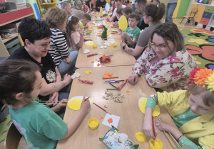 Wielkanocne warsztaty z cyklu "Razem z rodzicami".