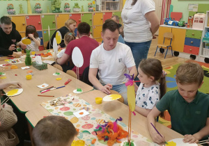 Wielkanocne warsztaty z cyklu "Razem z rodzicami".