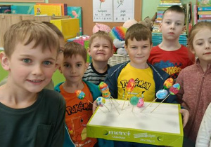 Wielkanocne zabawy z jajkiem w naszej grupie