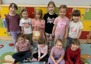 Marianna z koleżankami