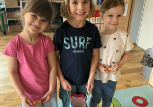 Wiktoria, Kuba i Nela