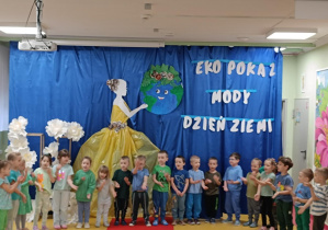 Występ dzieci z grupy Motylki.