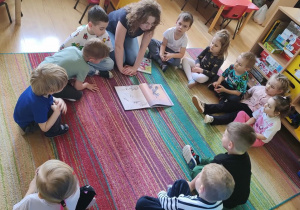 Cała Polska Czyta Dzieciom- Mama Pawełka czyta Dzieciom bajki