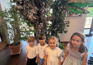 Marianna, Wiktoria, Lena i Paulinka