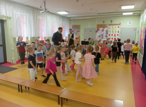 Audycja muzyczna "Dźwięki miast świata".