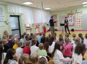 Audycja muzyczna.