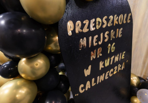 Dekoracja głównego wejścia.