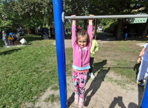 Zabawy w ogrodzie przedszkolnym...