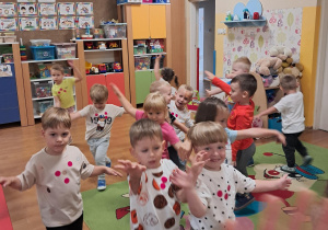 "Dzień kropki" w grupie "Motylki"