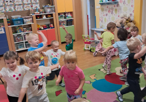 "Dzień kropki" w grupie "Motylki"