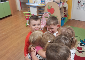 "Dzień kropki" w grupie "Motylki"