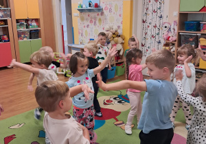 "Dzień kropki" w grupie "Motylki"