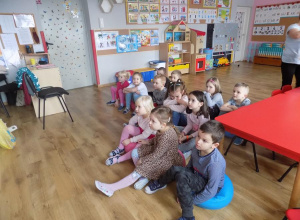 Surówka z marchewki i jabłka- zajęcia w ramach Innowacji Pedagogicznej.