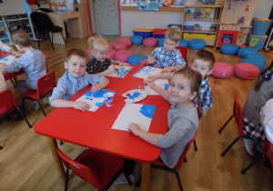 Róża, Marcel, Hubert, Klara i Filip w czasie pracy.