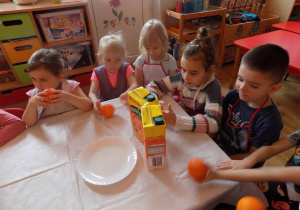 Róża, Klara, Lilianka, Lena i Filip.